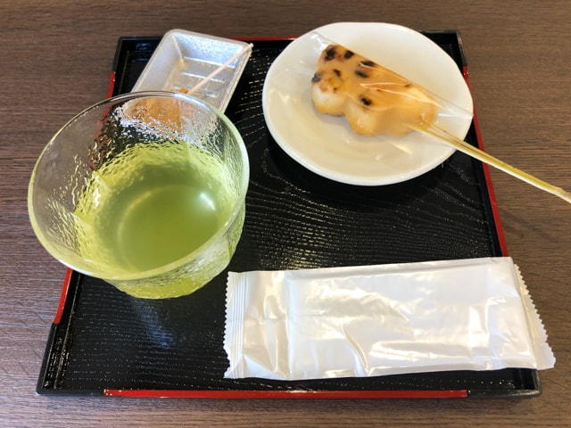 熊谷和菓子店 かんだ和彩 串団子みそだれ