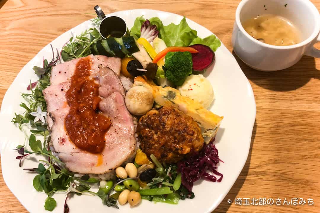 鴻巣 きららカフェ 地元食材のプレートランチ パスタが人気 テイクアウトメニューも紹介 埼玉北部のさんぽみち