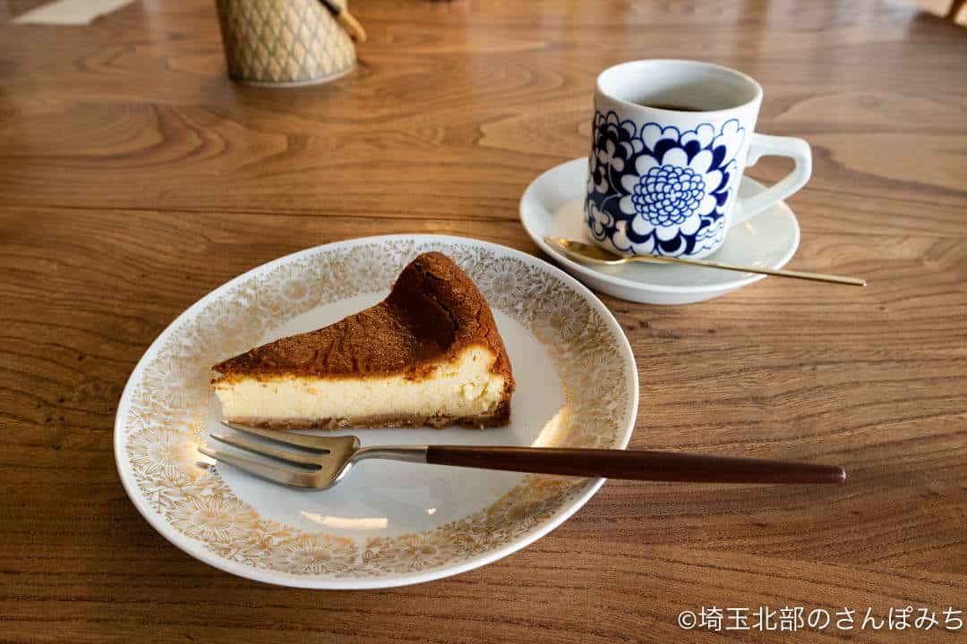 秩父・喫茶カルネのケーキセット