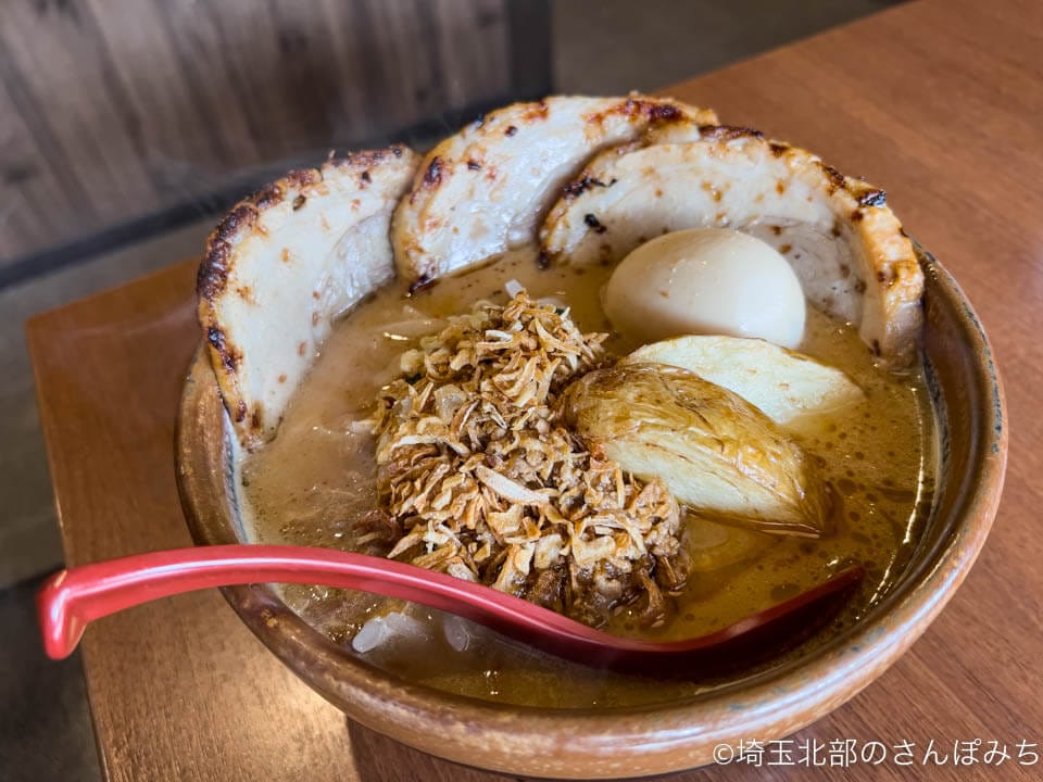 麺場田所商店炙りチャーシュー麺