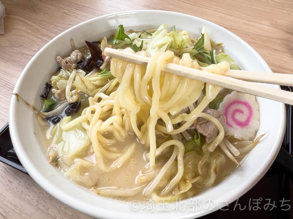 埼玉タンメン 山田太郎 濃厚タンメンの麺